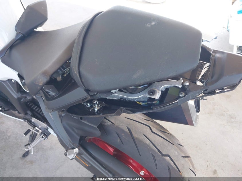 2025 Kawasaki Zx636 K VIN: JKBZXJK17SA011384 Lot: 45370759