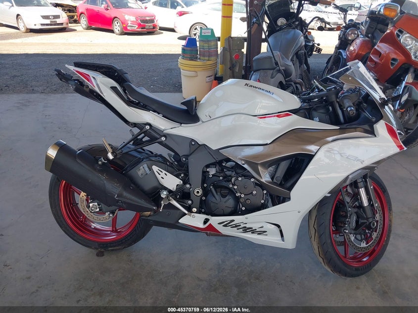 2025 Kawasaki Zx636 K VIN: JKBZXJK17SA011384 Lot: 45370759