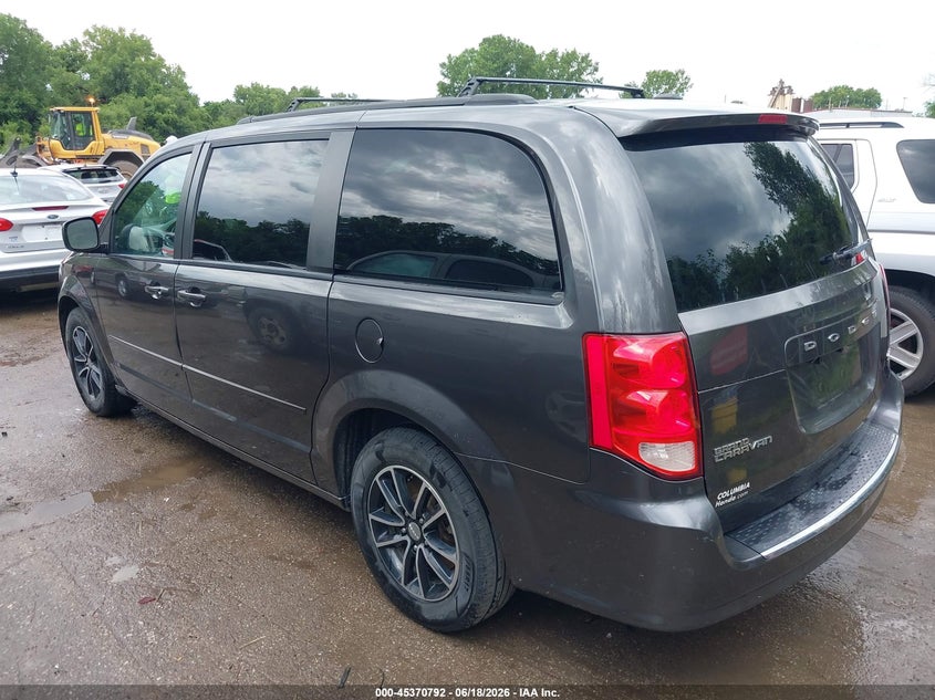 Vin: 2c4rdgeg3hr673053, lot: 45868778, dodge grand caravan gt 20173