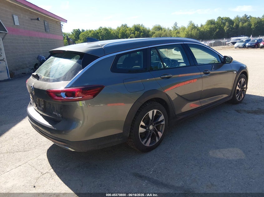2018 BUICK REGAL TOURX auction photo 4