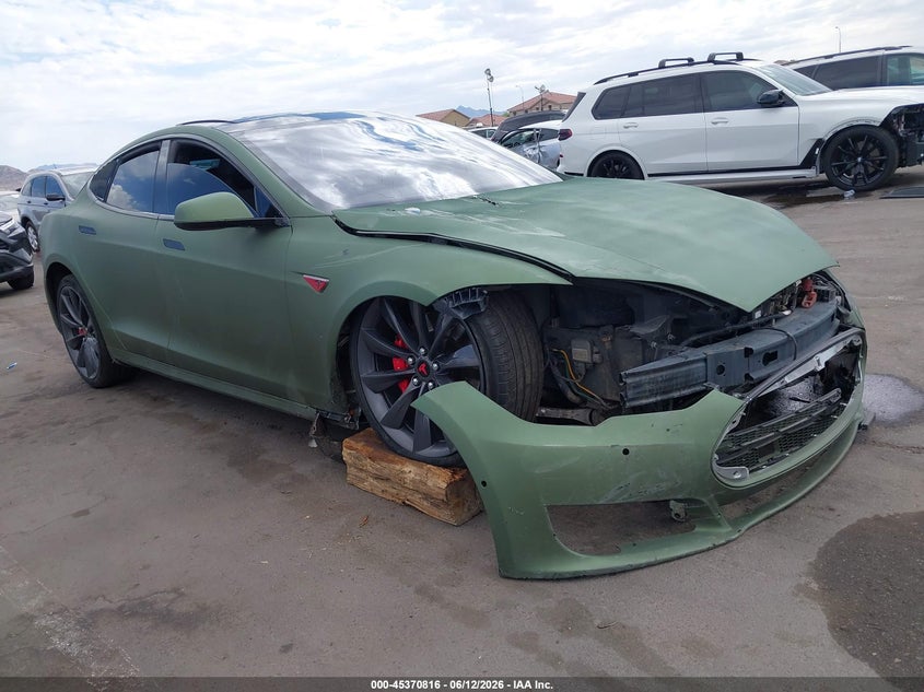 2015 Tesla Model S 70D/85D/P85D VIN: 5YJSA1H26FFP65533 Lot: 45370816