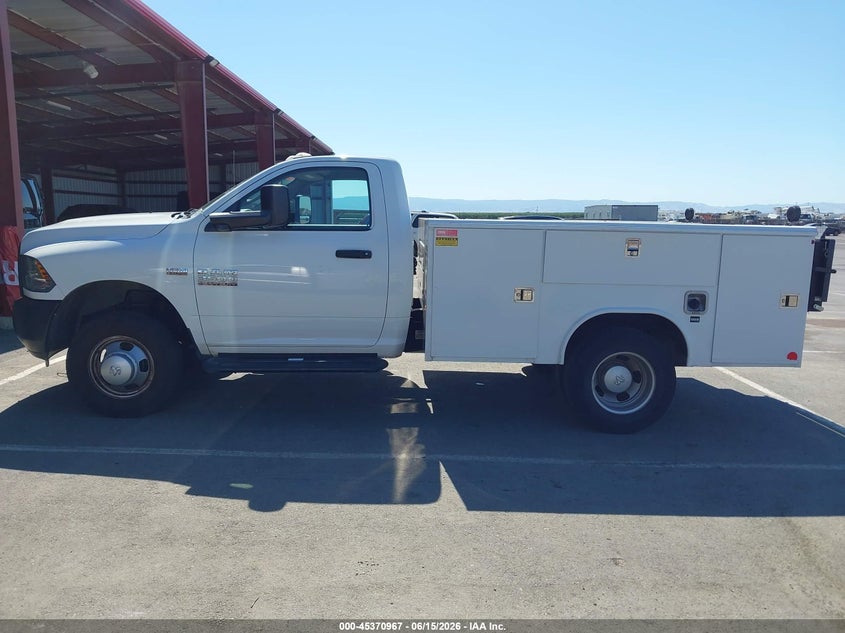 2017 RAM 3500 CHASSIS auction photo 6