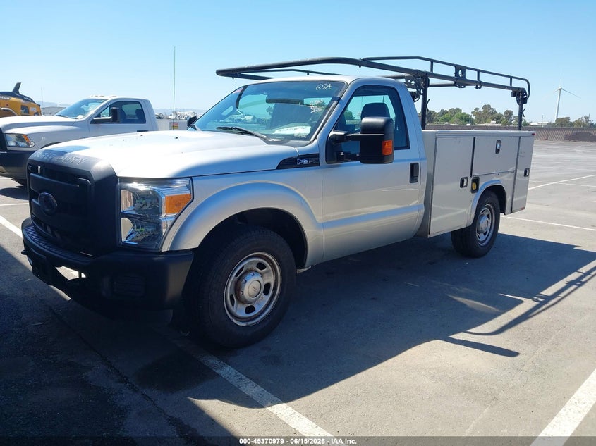2016 FORD F-350 auction photo 2
