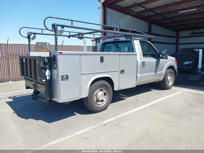 2016 FORD F-350 auction photo 4