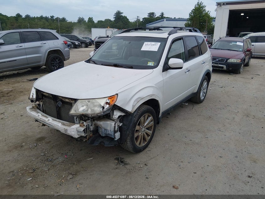 Vin: jf2shadc0bh707035, lot: 45869083, subaru forester 2.5x premium 2011 img_1