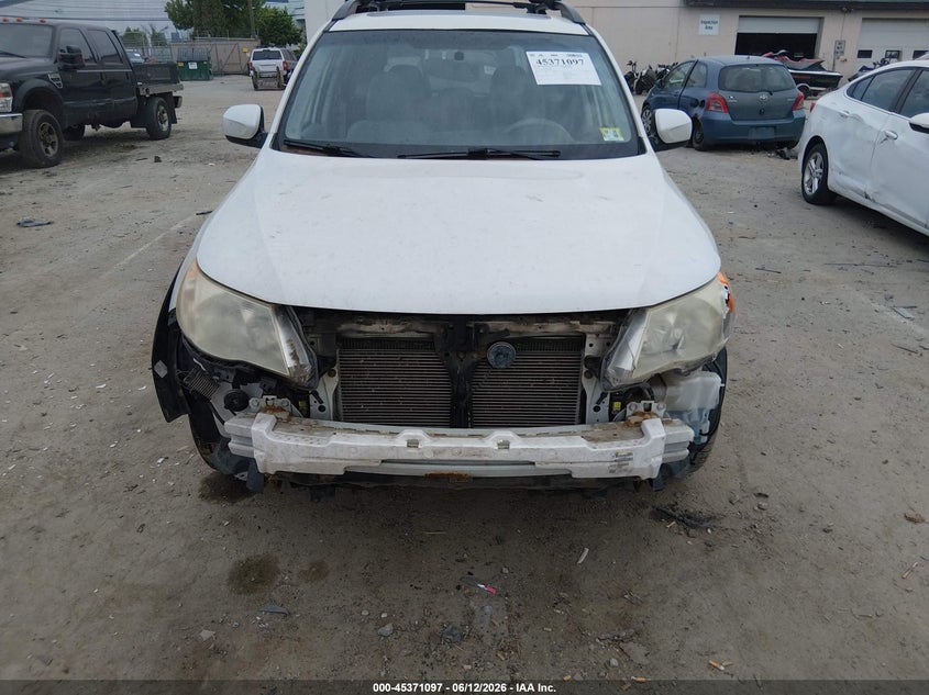 Vin: jf2shadc0bh707035, lot: 45869083, subaru forester 2.5x premium 20114