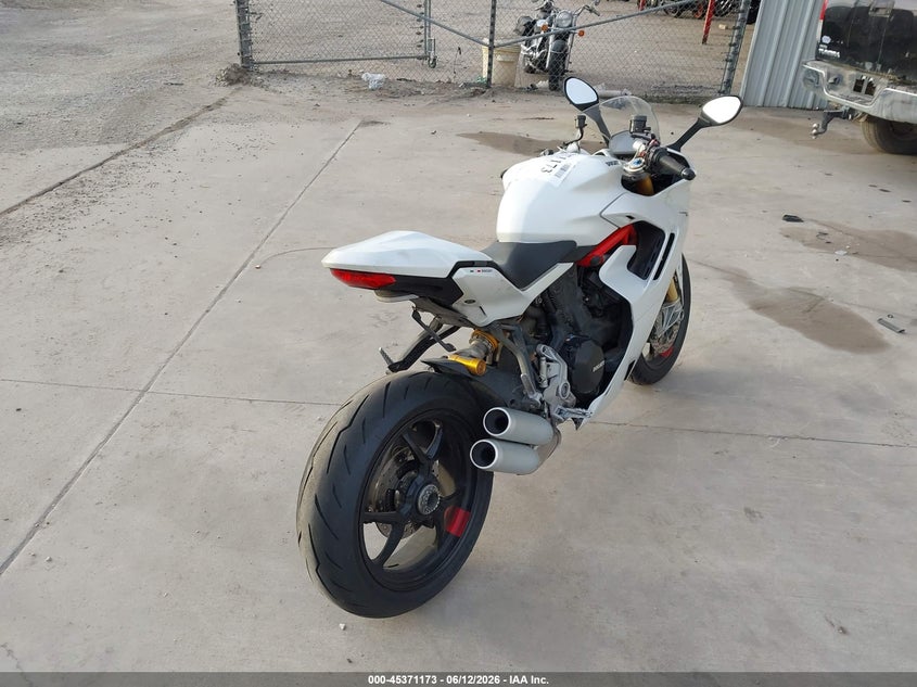 VIN ZDMVABDS8MB000403 2021 DUCATI SUPERSPORT