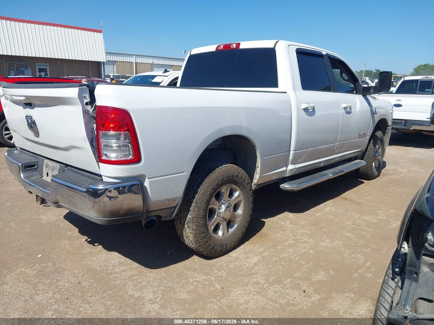 Vin: 3c6ur5dl0lg156202, lot: 45869242, ram 2500 big horn  4x4 6'4 box 20204