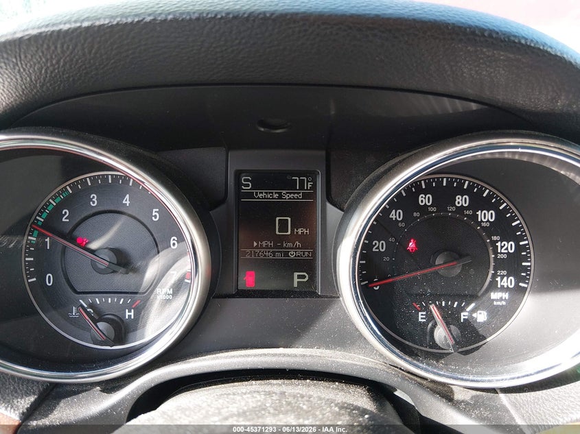 2011 JEEP GRAND CHEROKEE auction photo 7