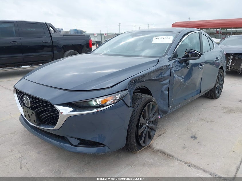 Vin: jm1bpbcl0t1877981, lot: 45869322, mazda mazda3 2.5 s carbon edition 20262