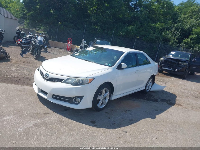 2014 Toyota Camry Se 4T1BF1FK7EU307196 photo 1