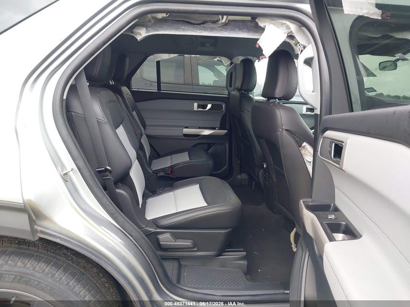 VIN 1FMSK7DH7RGA39678 2024 FORD EXPLORER XLT