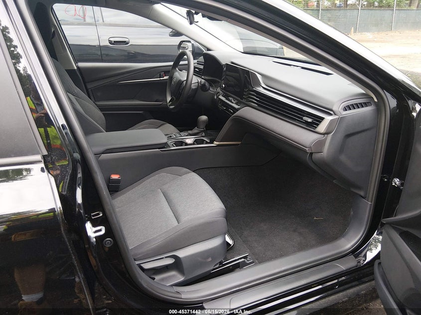 2026 TOYOTA CAMRY 2.5L I-4 DI, DOHC, V(VIN: 4T1DAACK0TU304892