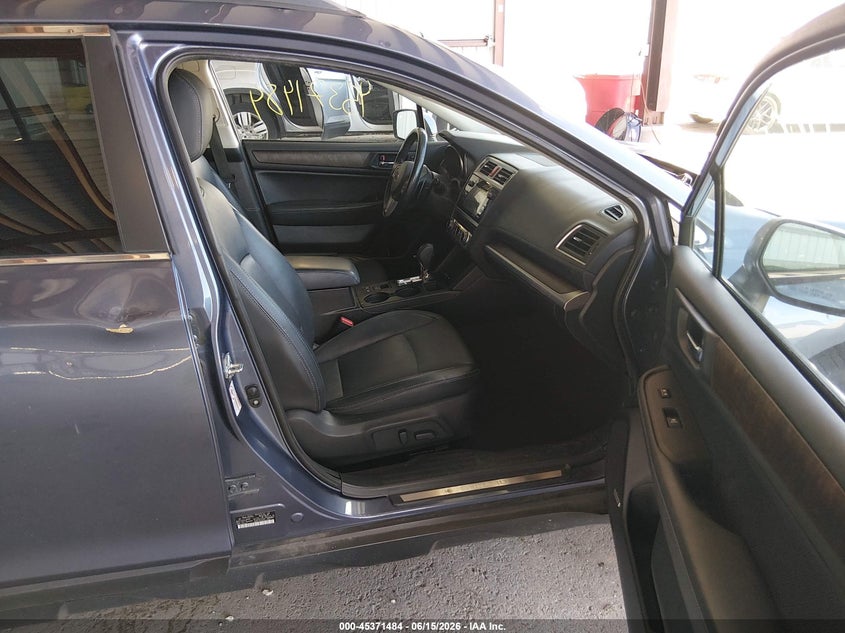 2016 SUBARU OUTBACK auction photo 5