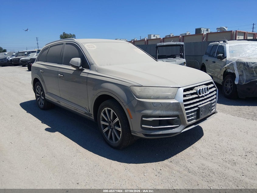 Vin: wa1laaf71hd024262, lot: 45869490, audi q7 3.0t premium 2017 img_1