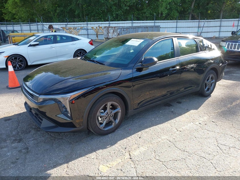 2026 Kia K4 Lxs 3KPFT4DE8TE256932 photo 1
