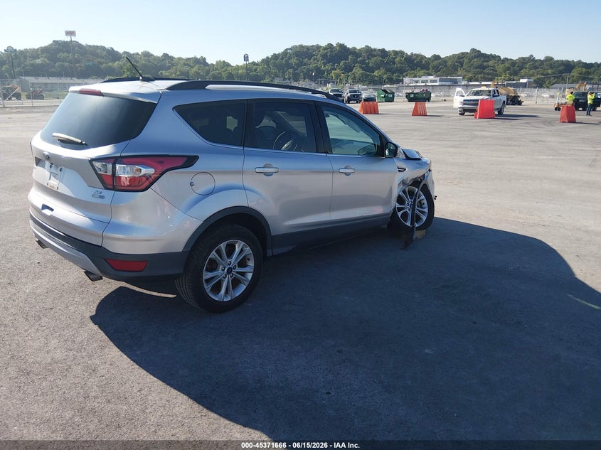 2018 FORD ESCAPE auction photo 4