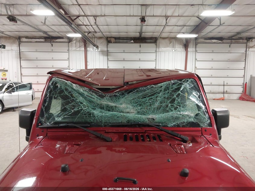 2013 JEEP WRANGLER UNLIMITED auction photo 6