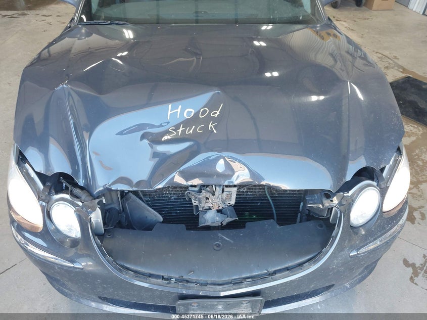BUICK LACROSSE 2009 VIN 2G4WD582591233533