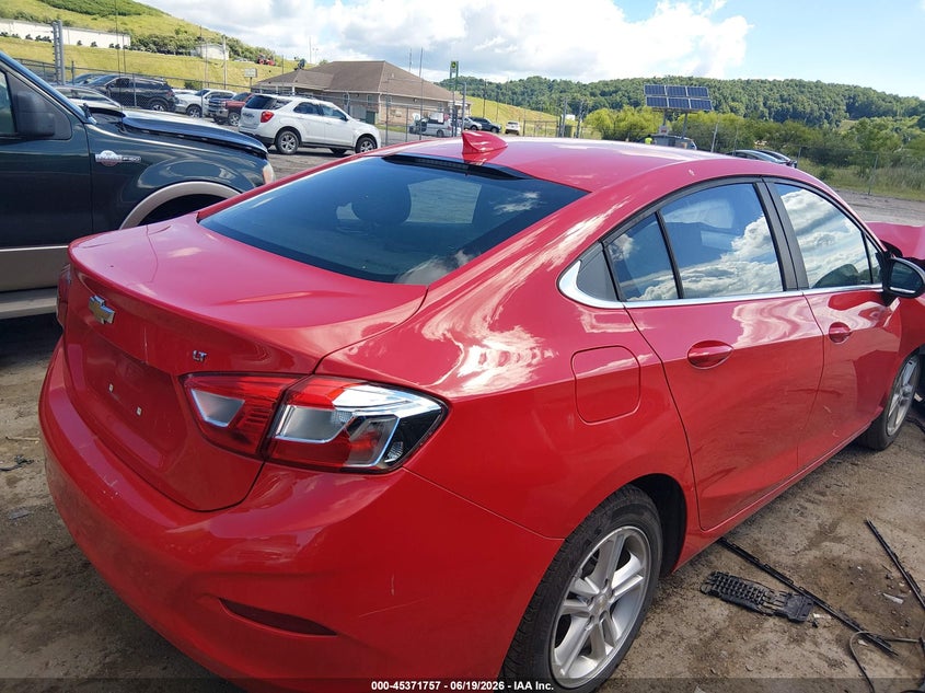 2018 CHEVROLET CRUZE auction photo 4