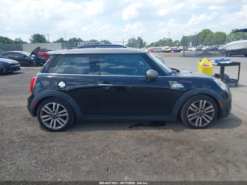 2017 Mini Hardtop Cooper S VIN: WMWXP7C34H3B94549 Lot: 45371821