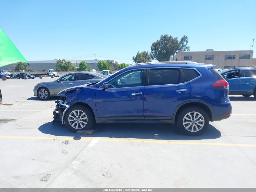 VIN KNMAT2MT5KP551627 2019 NISSAN ROGUE SV