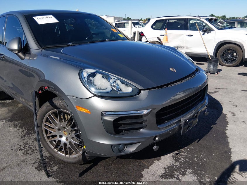 2016 Porsche Cayenne VIN: WP1AA2A20GLA09656 Lot: 45371944
