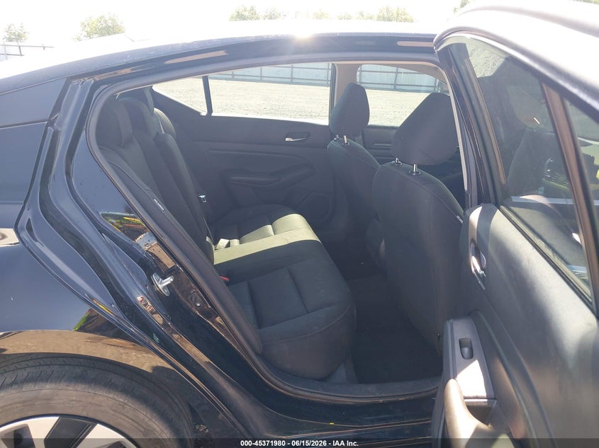 2021 NISSAN ALTIMA auction photo 8