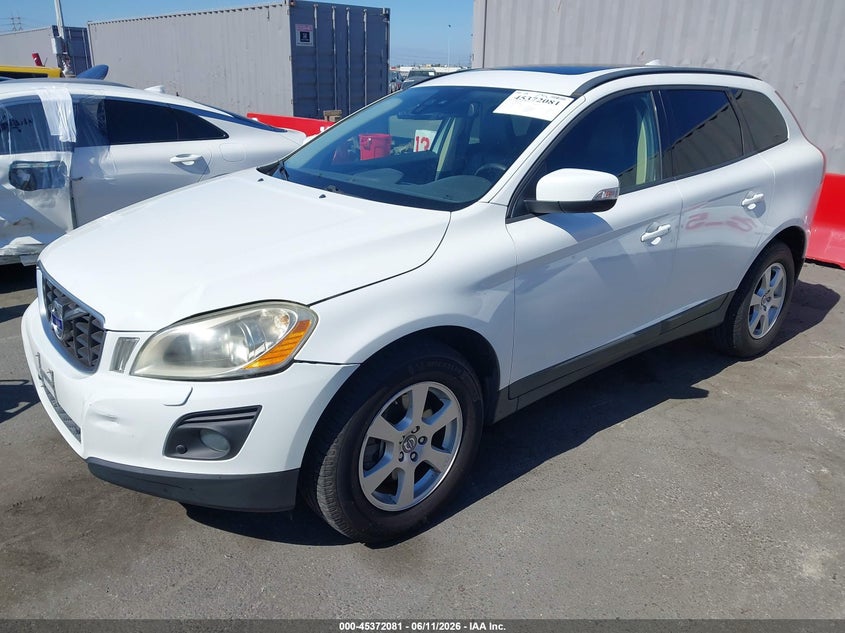 2010 Volvo Xc60 3.2 YV4960DLXA2076189 photo 1