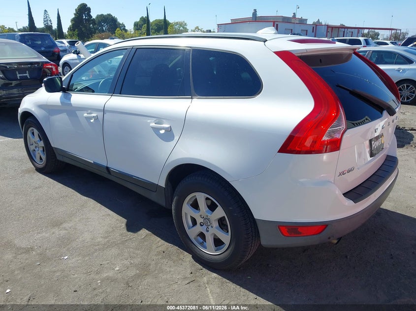 Vin: yv4960dlxa2076189, lot: 45870067, volvo xc60 3.2 20103