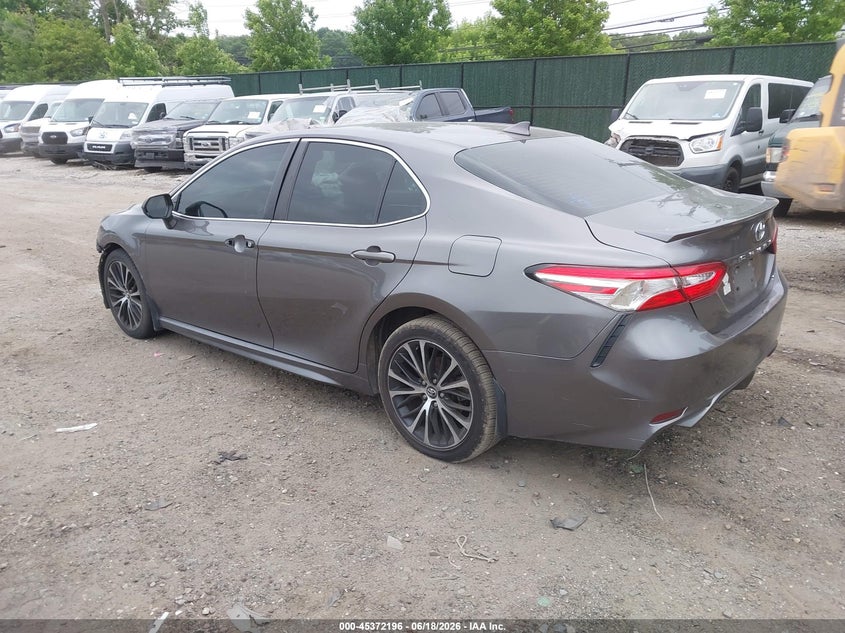 2020 TOYOTA CAMRY auction photo 3