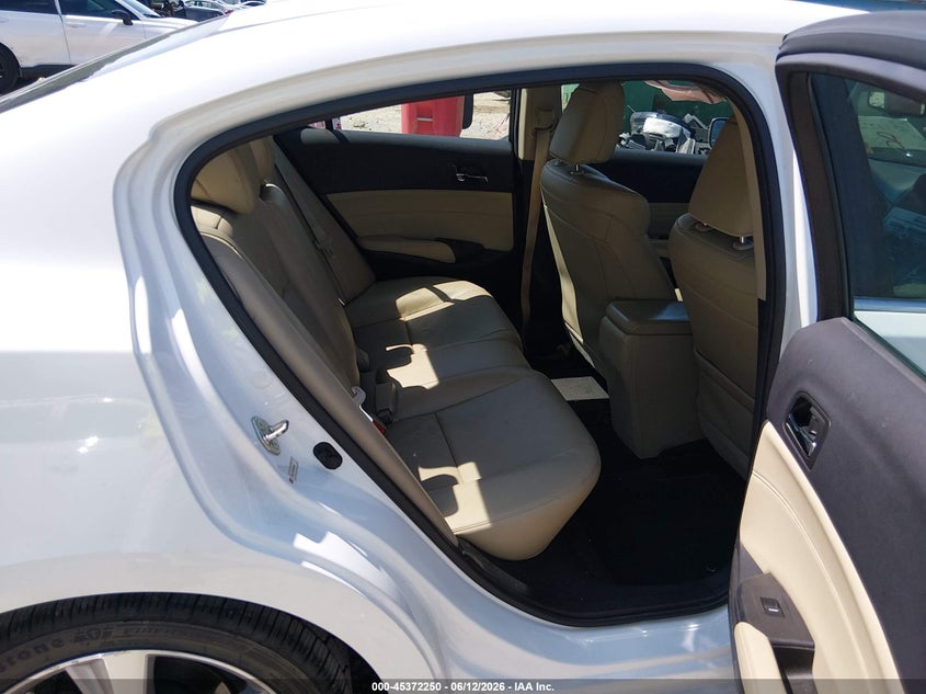 2013 Acura Ilx 2.0L VIN: 19VDE1F59DE007885 Lot: 45372250