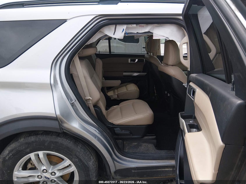 2020 FORD EXPLORER auction photo 8