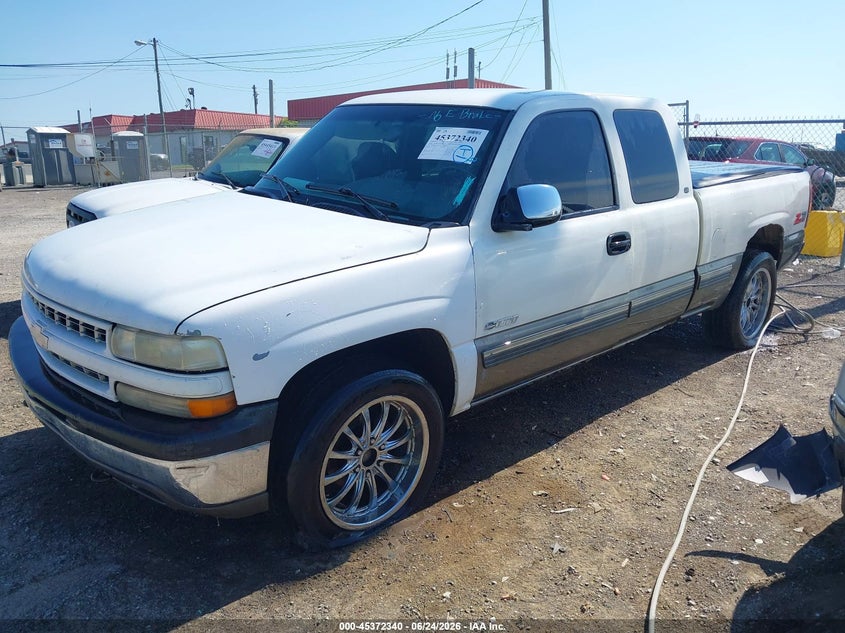 2000 Chevrolet Silverado 1500 Ls 2GCEK19T0Y1214960 photo 1