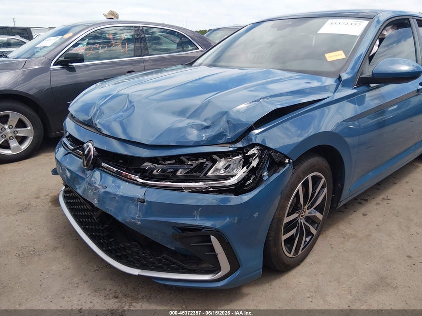 2025 VOLKSWAGEN JETTA auction photo 6