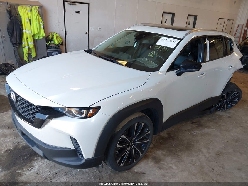 2023 MAZDA CX-50 auction photo 2