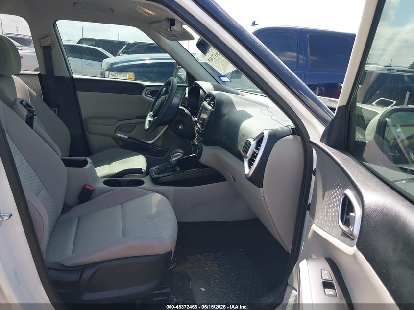 2025 KIA SOUL auction photo 5