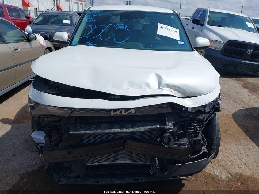 2025 KIA SOUL auction photo 6