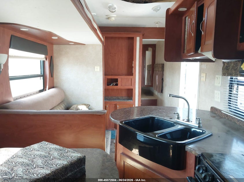 2013 RIVERSIDE 30LOFT auction photo 8