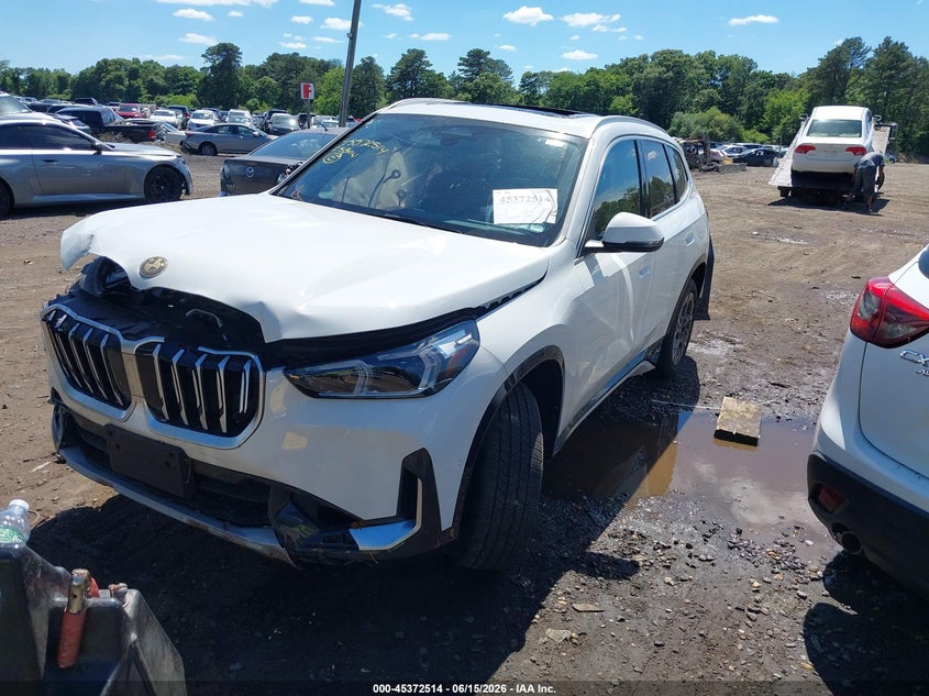 2025 BMW X1 auction photo 2