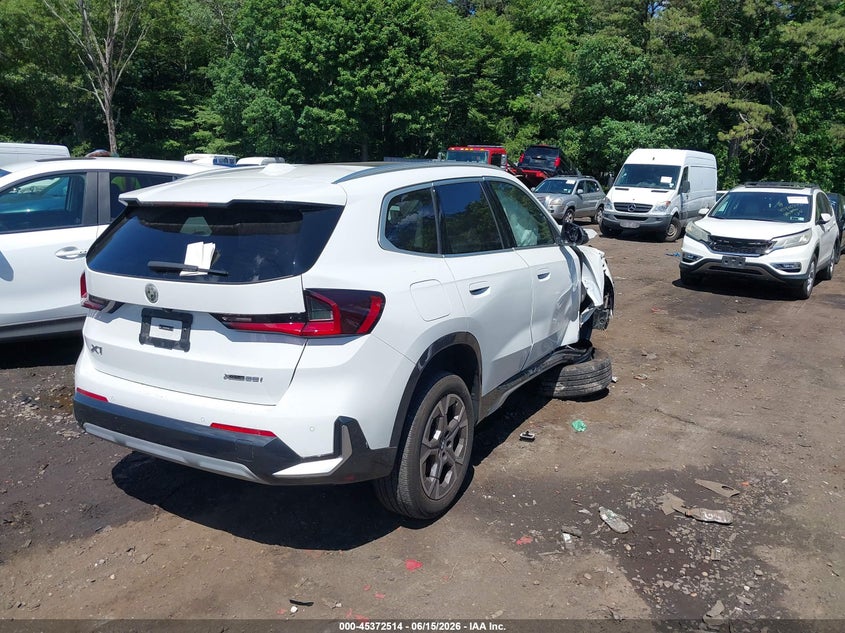2025 BMW X1 auction photo 4