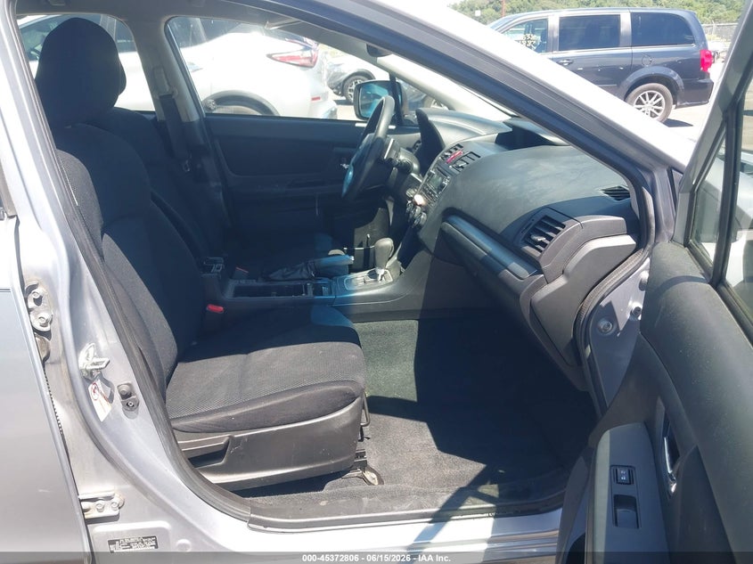 2013 SUBARU IMPREZA auction photo 5
