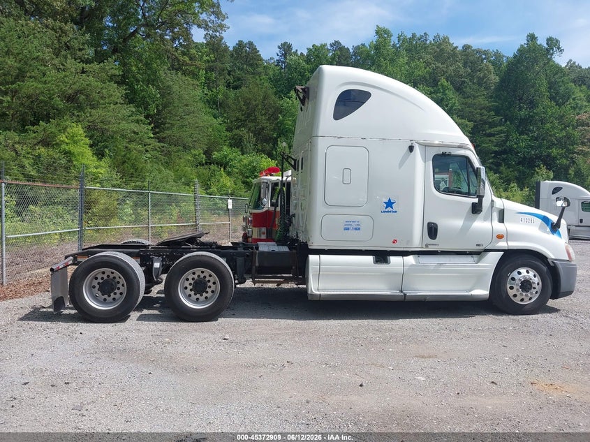 2011 OTHER FREIGHTLINER CASCADIA 125 TRUCK N/A