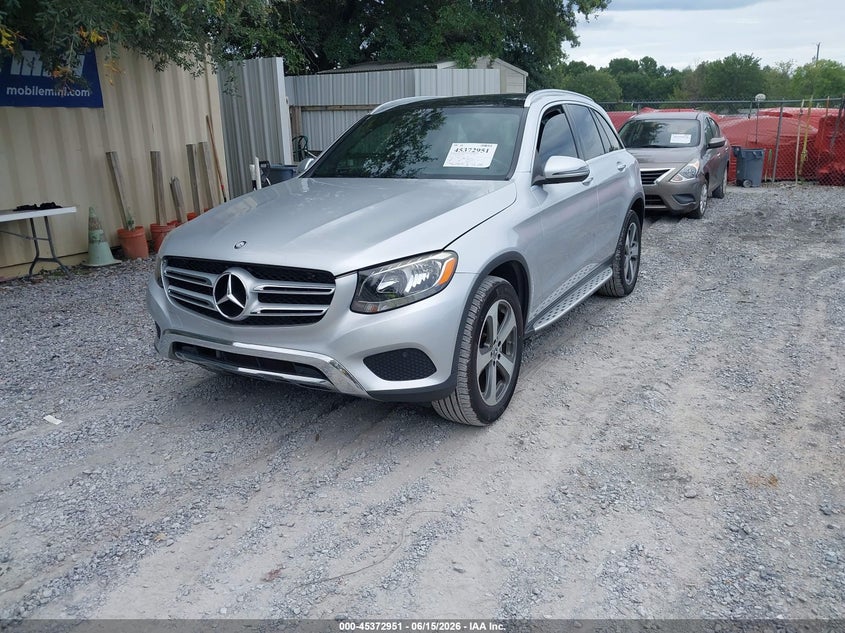 2017 Mercedes-Benz Glc 300 WDC0G4JB9HF116884 photo 1