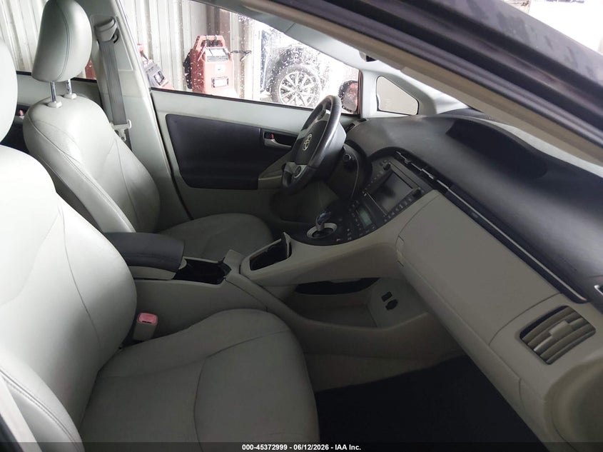 2010 TOYOTA PRIUS auction photo 5