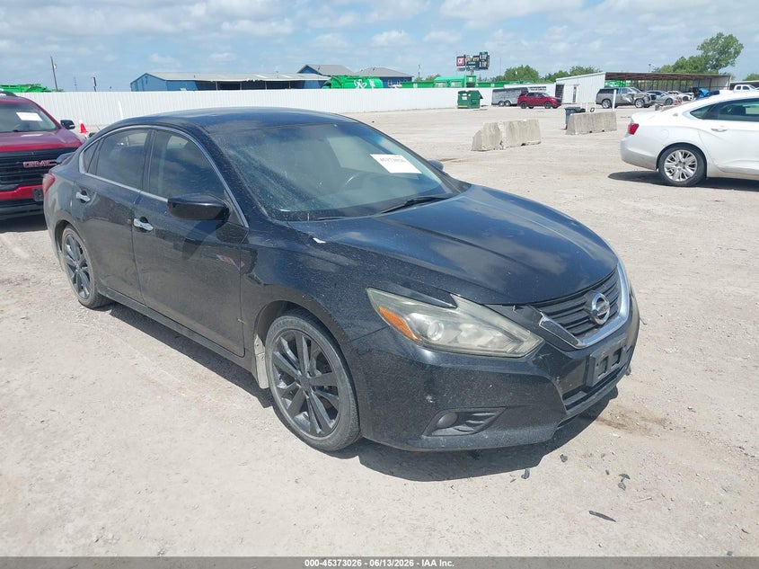 2017 NISSAN ALTIMA auction photo 1
