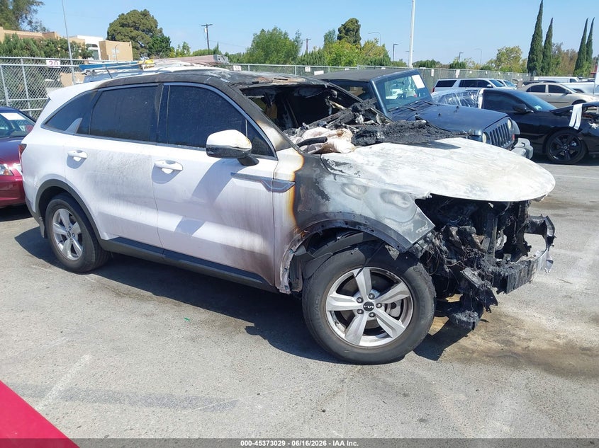 Vin: 5xyrg4lc5pg252606, lot: 45871015, kia sorento lx 20231