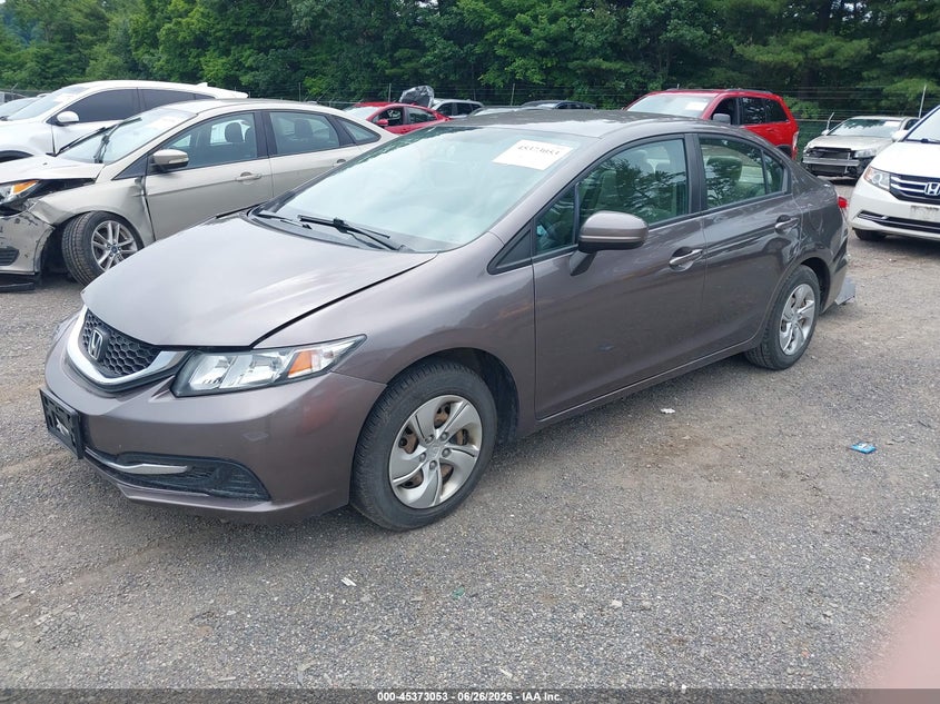 19XFB2F52FE084020 2015 HONDA CIVIC LX photo 1
