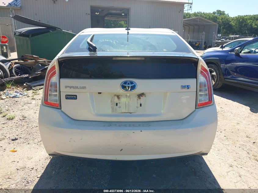 TOYOTA PRIUS - zdjęcie 16