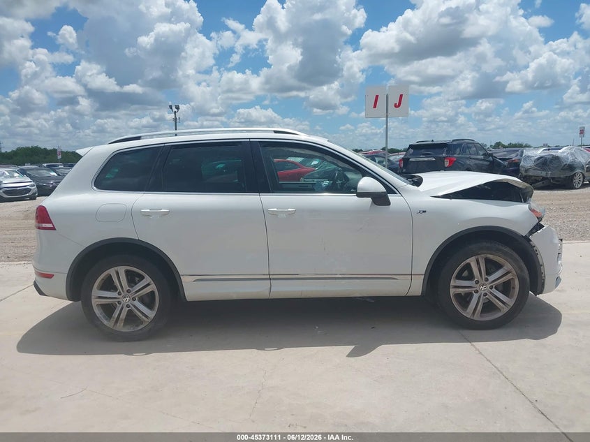 2014 Volkswagen Touareg Tdi R-Line VIN: WVGDP9BP2ED014134 Lot: 45373111